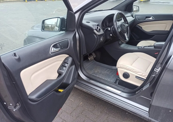 Mercedes-Benz Klasa B cena 49500 przebieg: 198000, rok produkcji 2013 z Morąg małe 277